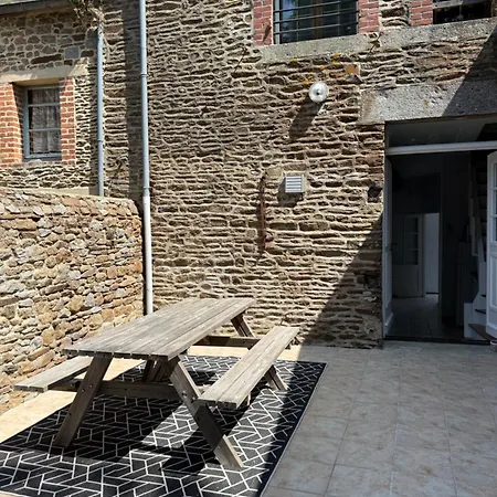 Maison De - 3 Saint-James